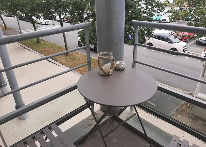 Joli Meuble + Parking En Sous Sol Daire *